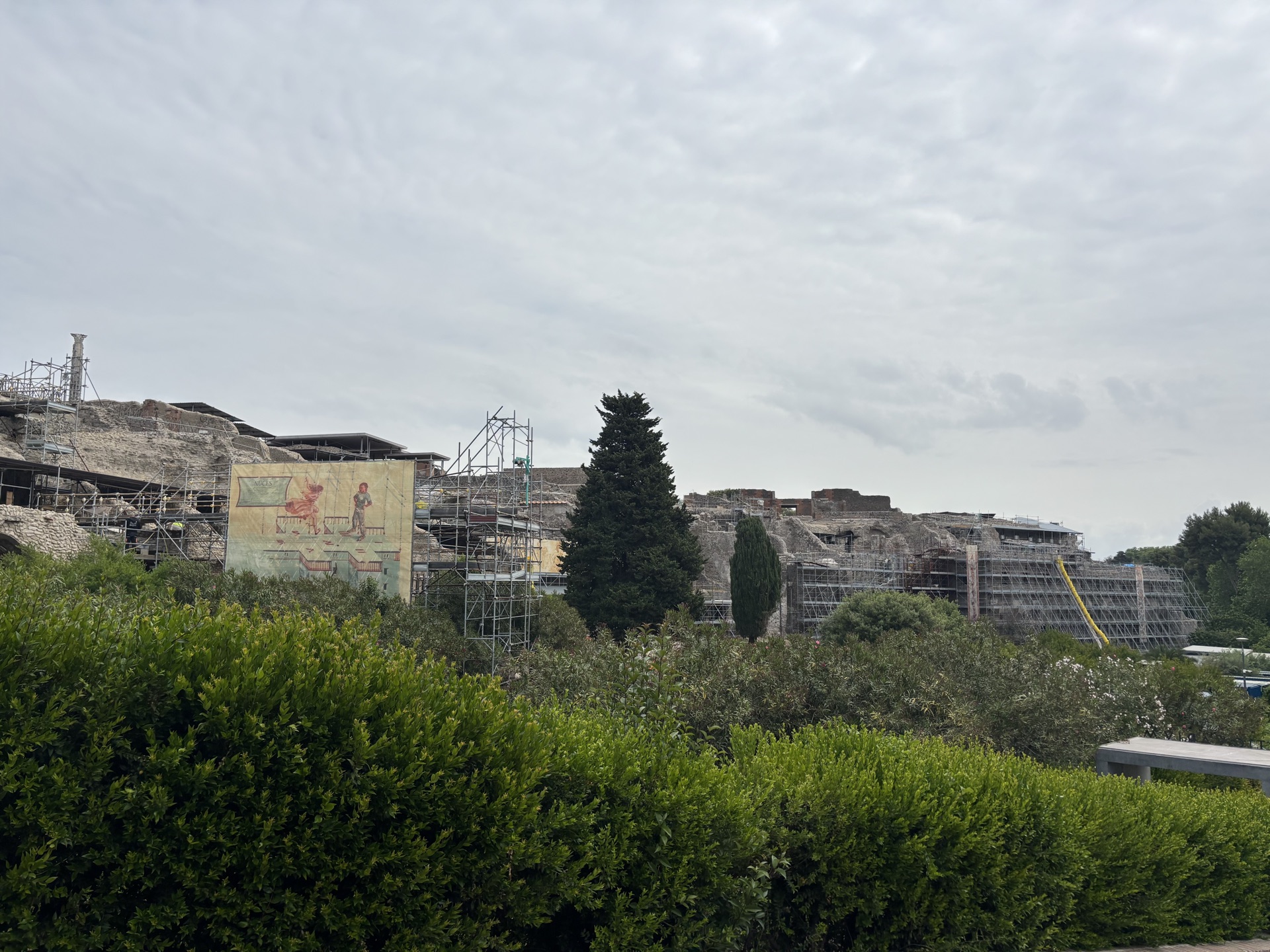 Pompeii moment photo 14